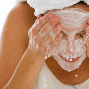 Face-washing tips for clearer skin