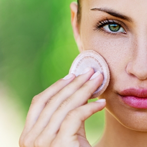 Fake your way to a thinner face