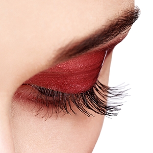 Prepare for Thanksgiving dinner with these makeup tips