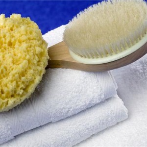 Secret to optimal body skincare - dry brushing your skin 