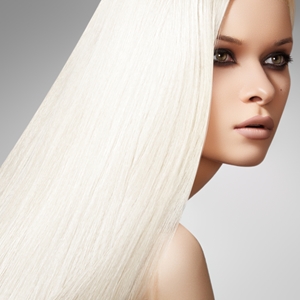 Stars rock platinum locks this summer