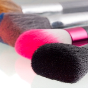 Use shampoo to clean your makeup brushes