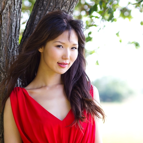How to get your decolletage ready for the summer